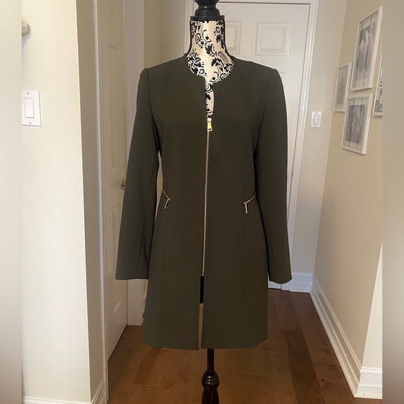 Melanie Lyne Front Zip Redingote - Picture 1 of 8